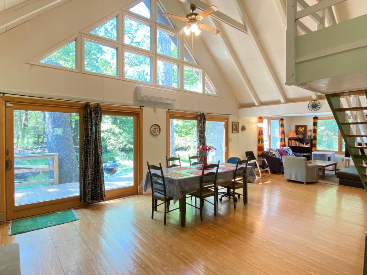 Secluded Chalet On Stream-Mins To Camelback Tannersville Exterior photo