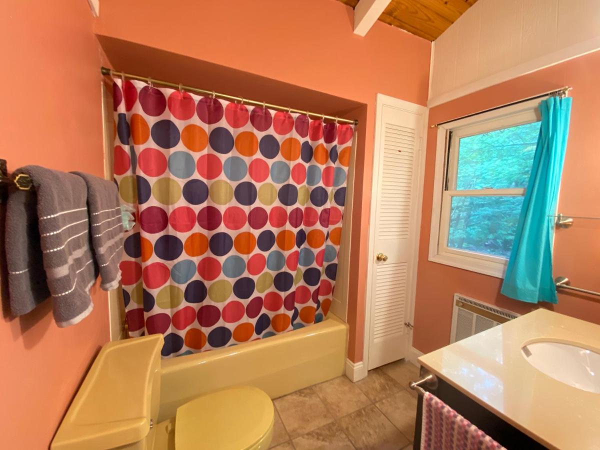 Secluded Chalet On Stream-Mins To Camelback Tannersville Exterior photo