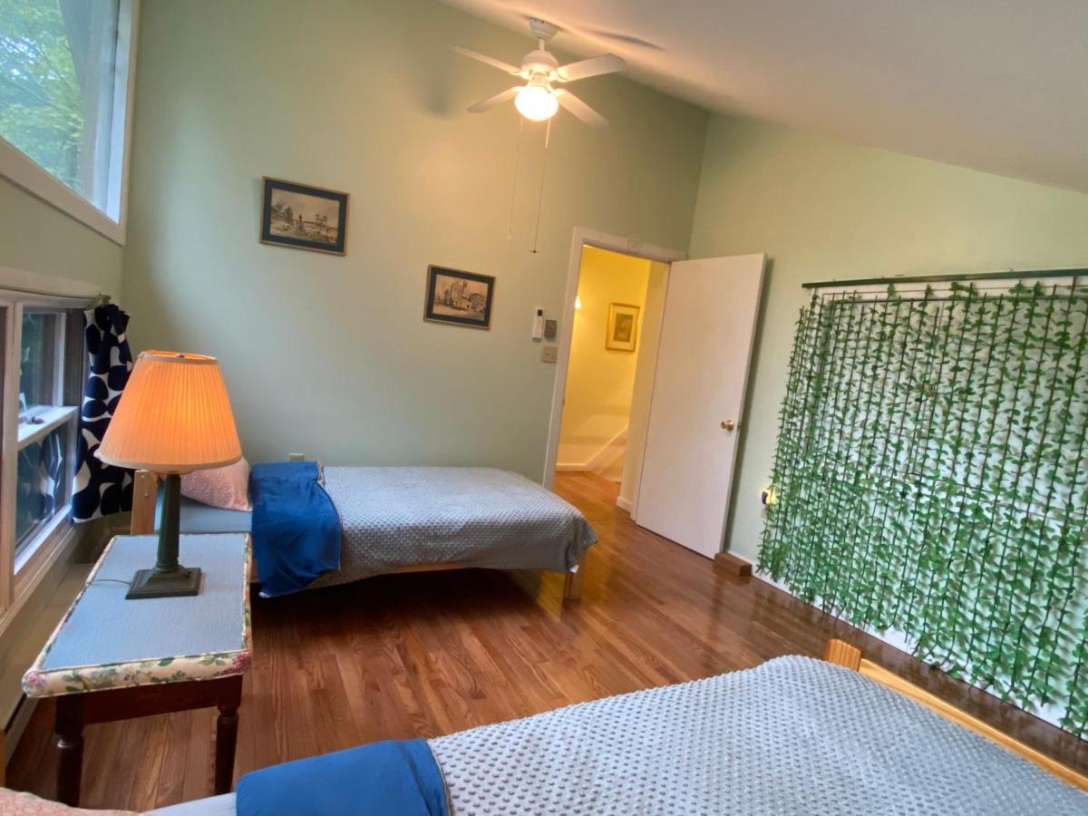 Secluded Chalet On Stream-Mins To Camelback Tannersville Exterior photo