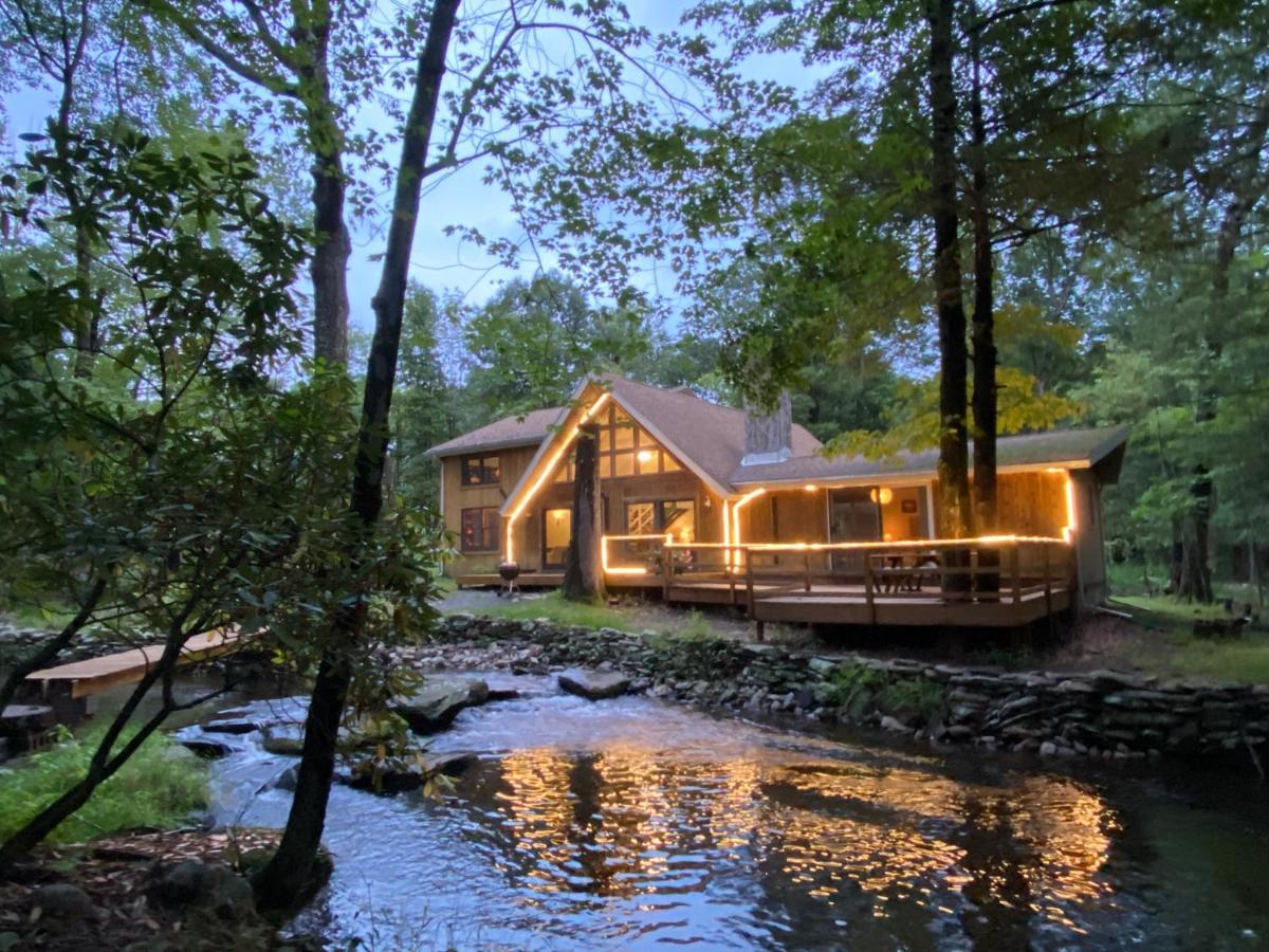 Secluded Chalet On Stream-Mins To Camelback Tannersville Exterior photo